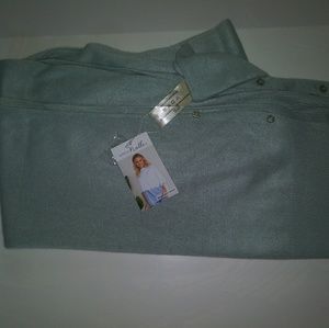 Simply Noelle. Womens Bordeaux Wrap!